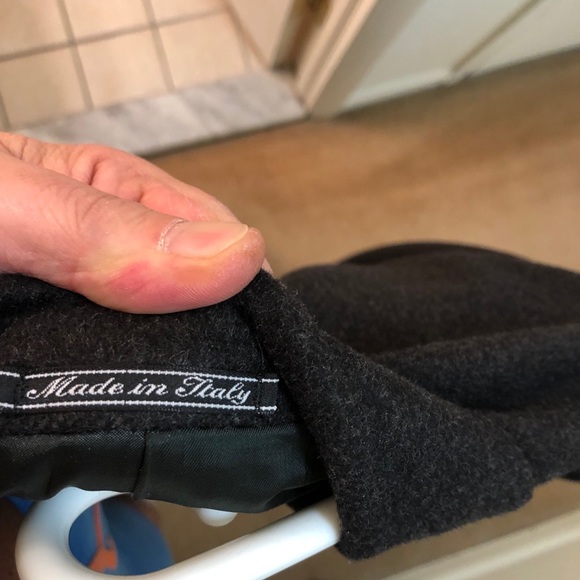 VINTAGE VERSACE! - Picture 4 of 5